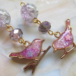 ◇2350 🍇パープルの小鳥とお花のピアス・イヤリング🐦🍇