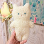 くるくるヘアのにゃん子  アイボリー1