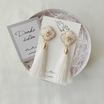 ohana  × tassel ホワイト 《イヤリング》
