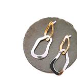 1ペア　Ｐ39☆プチシリーズメタルピアス  インポートピアス 　ハンドメイド　アクリルストーン　ストーン アクリルパーツ　日本未入荷　レア　限定　激安