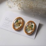 送料無料＊オーバルフレーム×ドライフラワーブーケ　ピアス/イヤリング