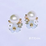 水色お花とSwarovskiビジューのコットンパールEarring or Pierce＃