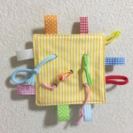 ひっぱる！つまむ！シャカシャカ★タグ★おもちゃ