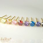 最高級キュービックジルコニア（ブリリアントカット／4ｍｍ）☆サージカルステンレスピアス＊PG6