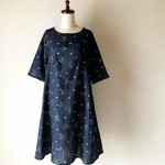 刺繍調すずらん柄＊五分袖のシンプルフレアワンピース＊ダブルガーゼ