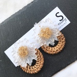 2way ラタン × ホワイトフラワーピアス イヤリング 