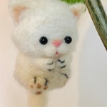 モフモフぶらにゃん(白)