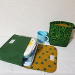 【値下げ】大きめ横入れお弁当袋＆コップ袋_恐竜×星柄