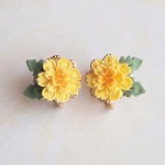 たんぽぽのイヤリング　∗つまみ細工∗