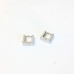 7011 シンプルなデザイン ミニフープピアス 四角フープピアス hoopingearrings アレルギー対応 高級感フープピアス 上品なフープピアス