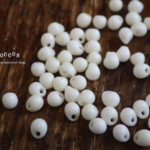 MIYUKI matt opatik cream ドロップ チェコビーズ 14g