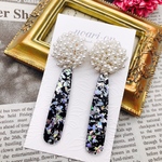春の新作デー2019⭐volume pearl flower シェル風 ＊ロング ピアス/イヤリング