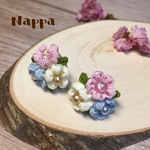 つまみ細工 小花のピアス・イヤリング 