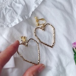 【春のおでかけに】大人ガーリーハート♡フープイヤリング/ピアス /樹脂ノンホールピアス