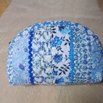 リバティプリント春のポーチ 　Blue