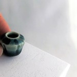 ミニチュア陶器☆花入　青ガラス