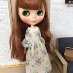 【送料無料】リカちゃん/ブライス   花柄ボリューム袖ワンピース