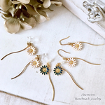 a Paris daisy & gold wave earring/pierce《white/navy》マーガレットピアス/イヤリング