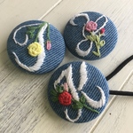 ［受注製作］イニシャル刺繍ヘアゴムデニム地バージョン