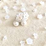 【ビーズ刺繍】花花花💐コットンパール耳飾り(ホワイト)
