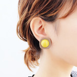 【 chimie vintage-449 】レトロ風イエローブラウン カラーのイヤリング・ピアス