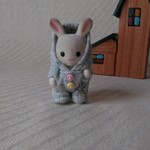 立っち赤ちゃんのフード付きロンパース