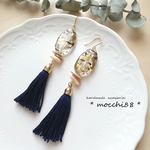シェルとタッセルのピアス