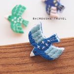 【すぐ発送】BIRD Blue 刺繍ブローチ