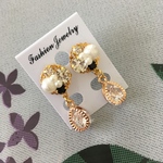 No.207 パールビジューピアス