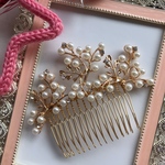 パール＆ビジューボタニカルヘアコーム