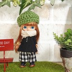 再販★プチブライスNo.102  プチっこ＊黒トップス＆モノチェックワイドパンツ