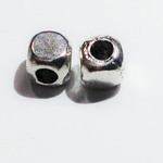 メタルビーズ　スクエア4ｍｍ　25個♪