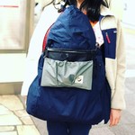 抱っこひもエルゴ用サブバッグ・サコッシュ　ブラック・グレー