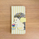 ハリネズミの手帳型スマホケース(イエロー)