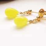 レモンドロップ チェコドロップの一粒ポストピアス オパールレモン