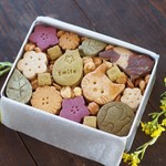 「花咲く♪ねこたちの野菜クッキー缶」（L）