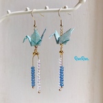 折り鶴のピアス／イヤリング 青