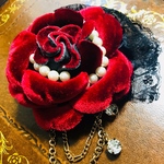 薔薇のコサージュ