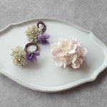 「su様オーダー品」  桜のコサージュとすみれのヘアゴム