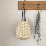 beige×ivory×black 麻紐で編んだ松編み模様の巾着バッグ