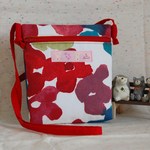 キッズポシェット　花　赤