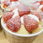     苺しふぉんパフェ