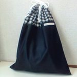 とても大きなきんちゃく袋　  チェック　ブラック