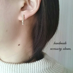 ＊再再販＊ ゆれる ラインビジューのイヤリング/ピアス