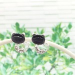 シンプル猫ピアス（ブラック）