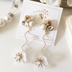 White flower long pierce