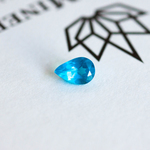 ネオンブルーアパタイト・ルース　0.45ct