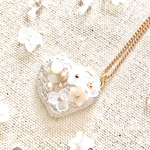 【ビーズ刺繍】花花花💐盛り盛りハートネックレス(ベージュブラン)