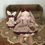 耳たれうさぎ（子うさぎ付き）カントリードール