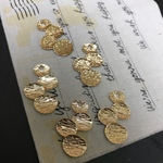 8個✦4連オーバルチャーム